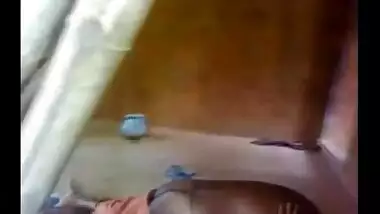 Hindisex video of a desi couple enjoying outdoor sex in their new house