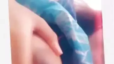 Naked cute selfie MMS